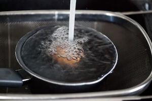 Preparazione Uova sode - Fase 2