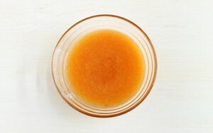 Preparazione Bicchierini di pesche e amaretti - Fase 1