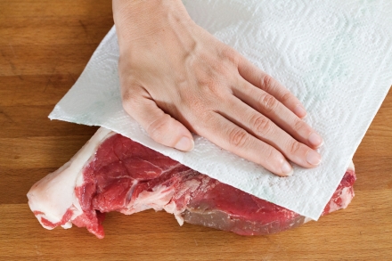 Preparazione Bistecca alla fiorentina - Fase 1 Preparazione Bistecca alla fiorentina - Fase 1