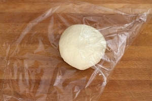 Preparazione Cialde di tortillas con insalata e guacamole - Fase 3