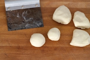 Preparazione Cialde di tortillas con insalata e guacamole - Fase 4
