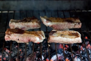 Preparazione Costine di maiale alla griglia - Fase 2
