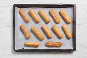 Preparazione Éclair al cioccolato  - Fase 4