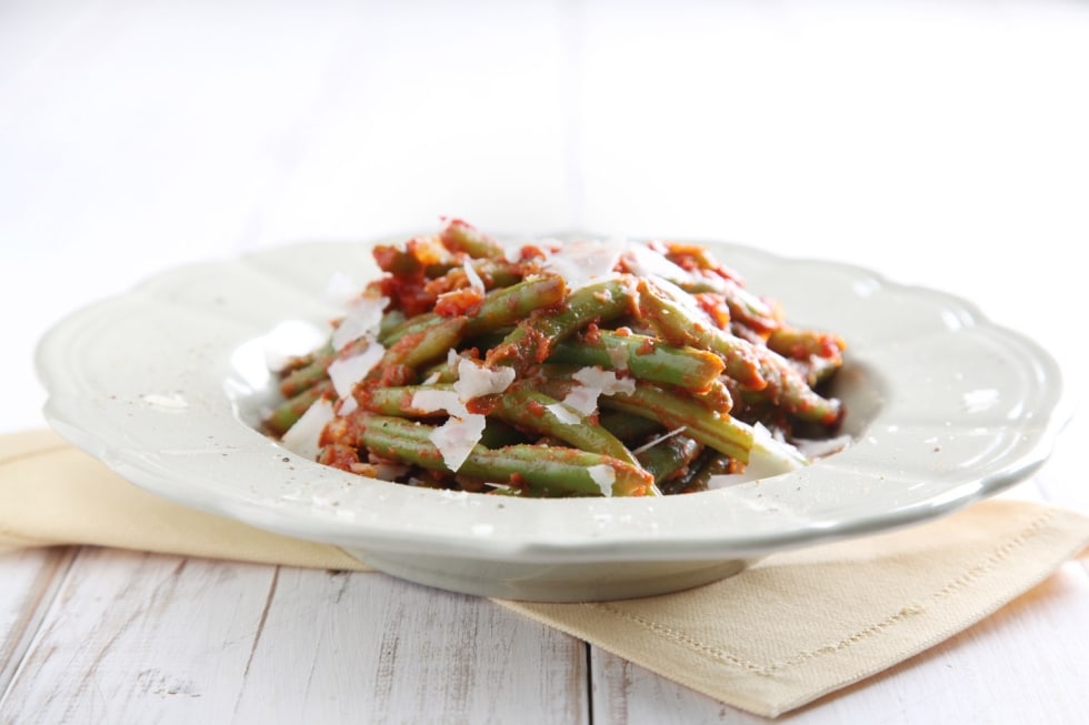 Fagiolini al pomodoro e pecorino ricetta