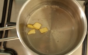 Preparazione Ghiaccioli allo zenzero con limone e kiwi - Fase 1