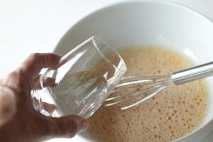 Preparazione Ghiaccioli Tequila Sunrise e mirtilli - Fase 3