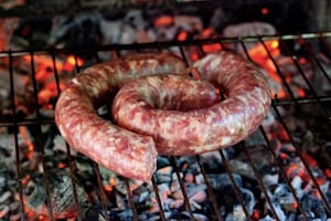 Preparazione Salsiccia alla griglia - Fase 1
