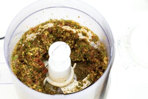 Preparazione Sugo ai pomodori secchi e mandorle da congelare - Fase 4