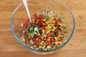 Preparazione Tacos con carne alla griglia e verdure - Fase 6