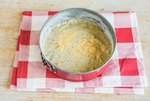 Preparazione Torta al limone e miele con semi di papavero - Fase 3