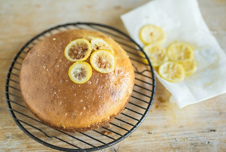 Preparazione Torta al limone e miele con semi di papavero - Fase 4 Preparazione Torta al limone e miele con semi di papavero - Fase 4