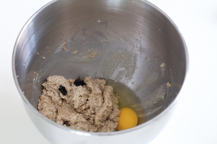 Preparazione Torta al rabarbaro - Fase 3 Preparazione Torta al rabarbaro - Fase 3