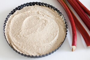 Preparazione Torta al rabarbaro - Fase 5