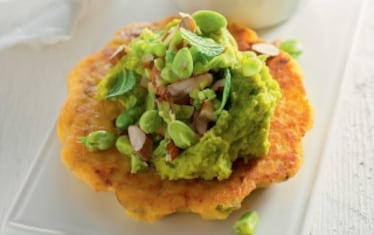 Tortino di patate con hummus di fave