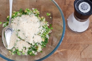 Preparazione Burger di piselli e ceci con maionese ai pomodori secchi - Fase 5