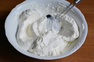 Preparazione Cheesecake al mango - Fase 2