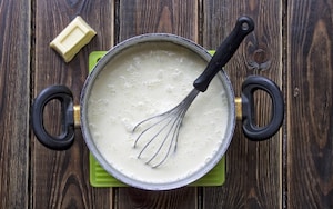 Preparazione Gelato alla crema ricoperto di cioccolato - Fase 2