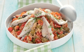 Insalata di cous cous con filetti di cernia Insalata di cous cous con filetti di cernia