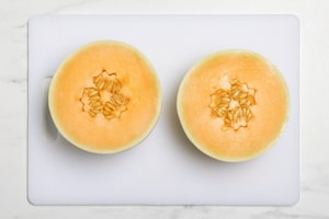 Preparazione Insalata di riso nel melone - Fase 2