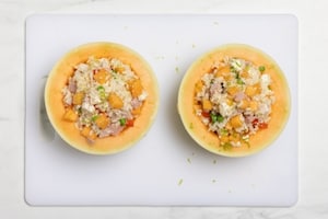 Preparazione Insalata di riso nel melone - Fase 5