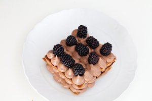 Preparazione Millefoglie al cioccolato e more - Fase 5