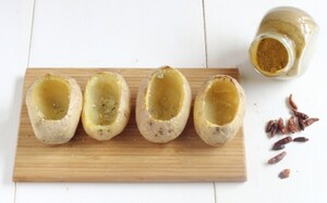 Preparazione Patate ripiene di prosciutto, formaggio e fagiolini - Fase 2