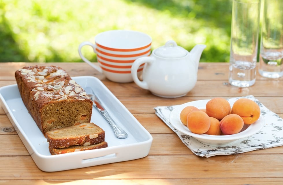 Plumcake alle albicocche ricetta