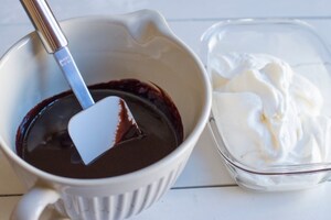 Preparazione Soufflé glacé al cioccolato - Fase 1