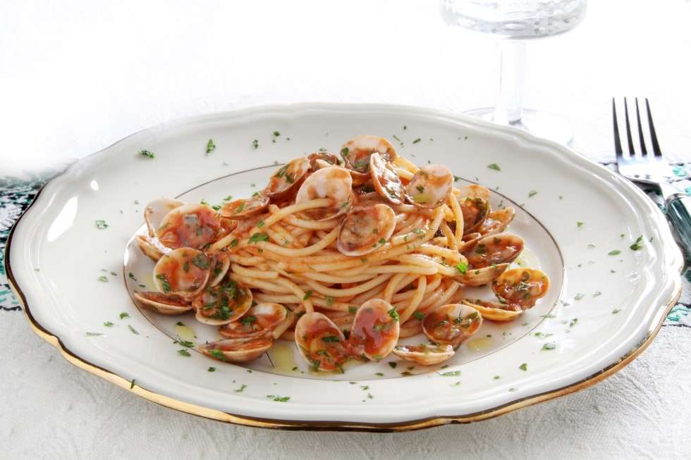 Spaghetti con sugo di lupini  ricetta