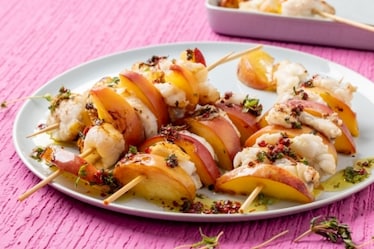 Spiedini di pescatrice e pesche