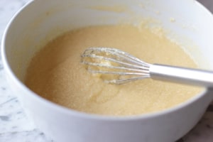 Preparazione Torta allo yogurt e frutti di bosco - Fase 3