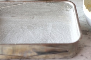 Preparazione Torta allo yogurt e frutti di bosco - Fase 4