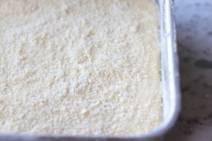 Preparazione Torta allo yogurt e frutti di bosco - Fase 4