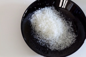 Preparazione Uova ripiene di crema inglese salata - Fase 4