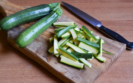 Preparazione Zucchine sott'olio - Fase 1 Preparazione Zucchine sott'olio - Fase 1