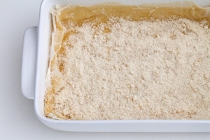 Preparazione Crostata meringata ai frutti esotici - Fase 3