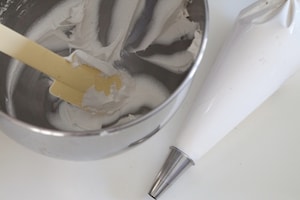 Preparazione Crostata meringata ai frutti esotici - Fase 5