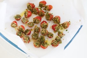 Preparazione Pasta fredda con pomodorini gratinati e pesce spada - Fase 2