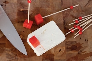 Preparazione Spiedini di anguria e feta - Fase 1