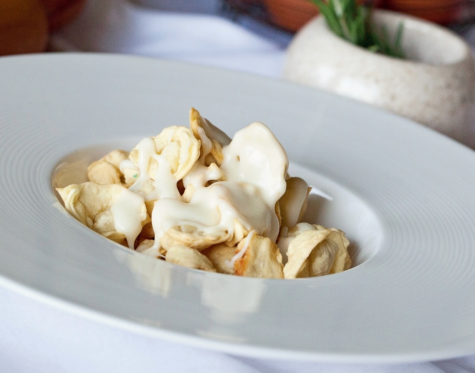 Tortellini fritti con fondente di Parmigiano Reggiano ricetta