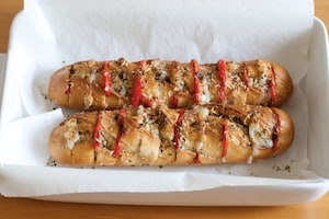 Preparazione Baguette farcita alla Hasselback - Fase 3