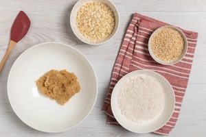 Preparazione Biscotti integrali all’avena e cioccolato  - Fase 1