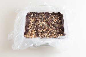 Preparazione Fudge con ganache al cioccolato e frutta secca - Fase 4