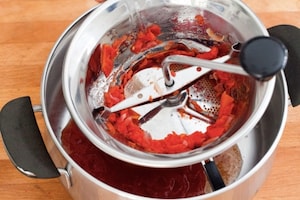 Preparazione Passata di pomodoro - Fase 4