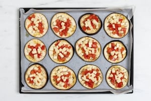 Preparazione Pizzette di melanzane - Fase 4