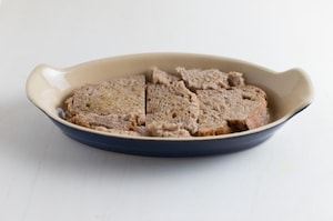 Preparazione ﻿Terrina di pane, uova, funghi e spinaci - Fase 2
