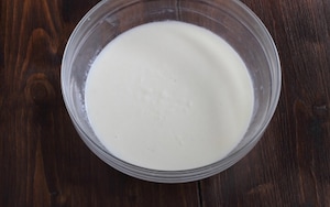 Preparazione Torta al cioccolato fondente con crema al cocco - Fase 4
