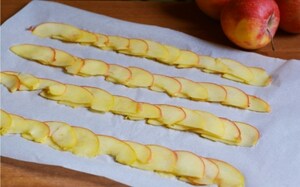 Preparazione Torta di mele con rose - Fase 3