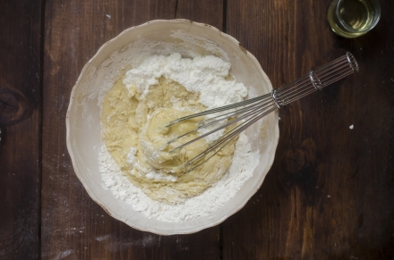 Preparazione Waffle alla ricotta e mirtilli - Fase 1 Preparazione Waffle alla ricotta e mirtilli - Fase 1