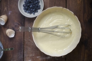 Preparazione Waffle alla ricotta e mirtilli - Fase 2